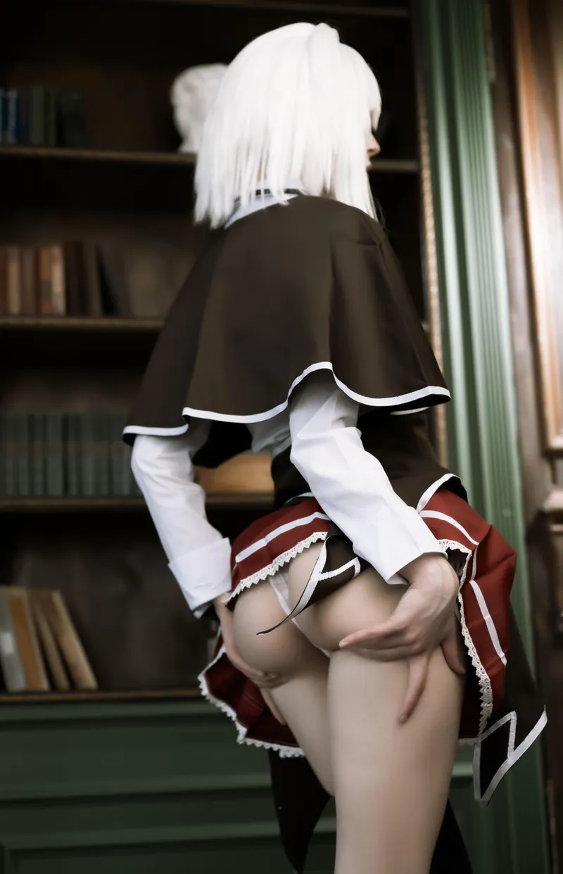 Thumbnail Koneko Toujou Cosplay by mollb_cosplay | e1lie_grau