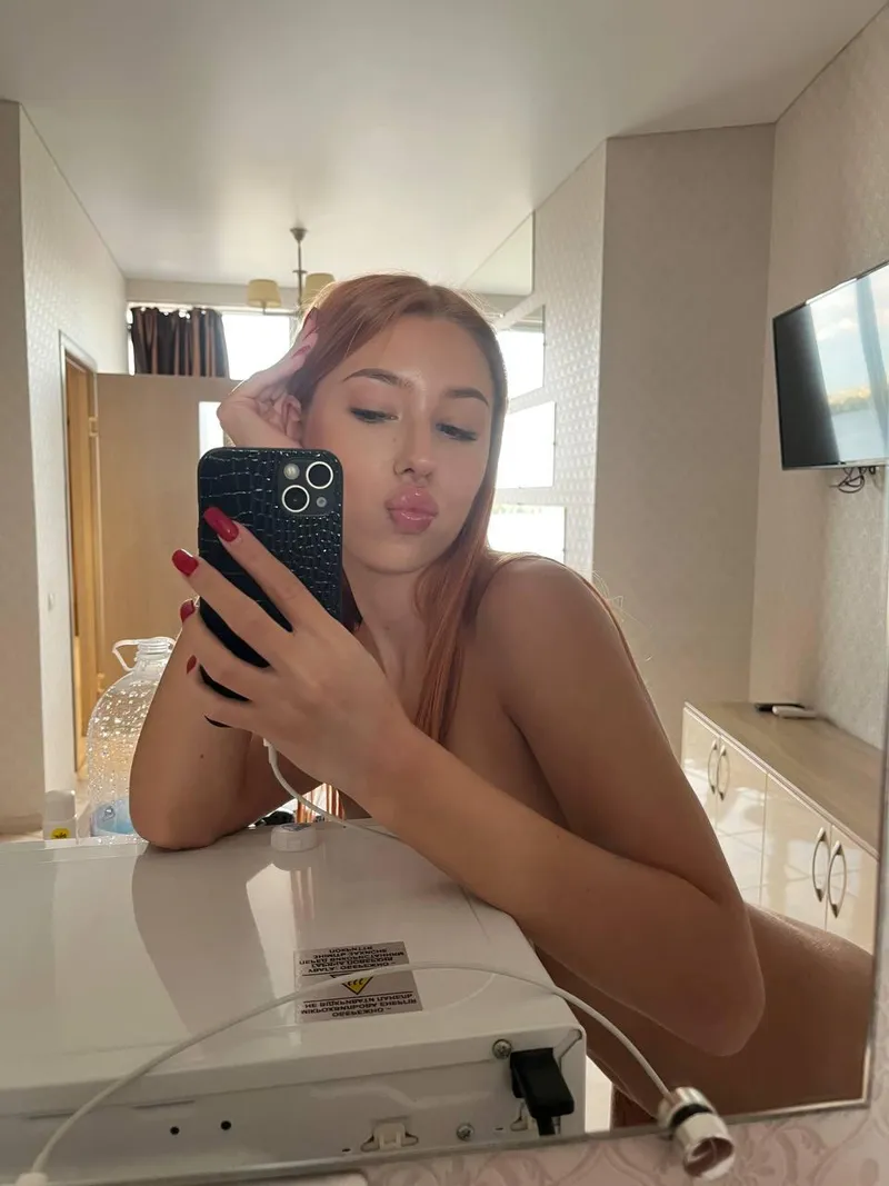Thumbnail Sensual Pouting: Lips Temptation by YourSweetChickk
