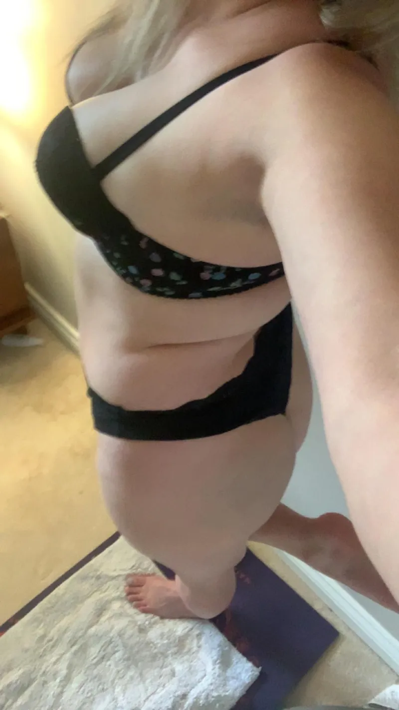 Thumbnail Curvy MILF Chronicles: The Thong Saga by MiaTayrr