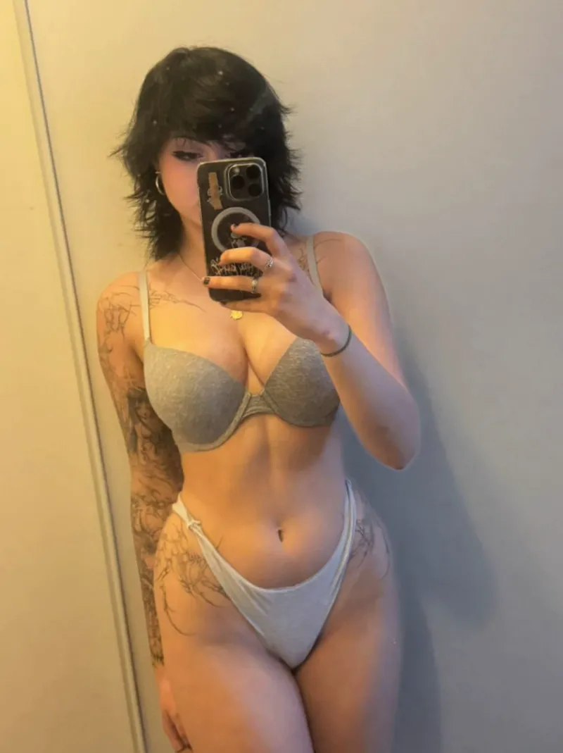 Thumbnail MirrorSelfie: Decoding the Concept of Sexy or Nah? by WildNCherryxx