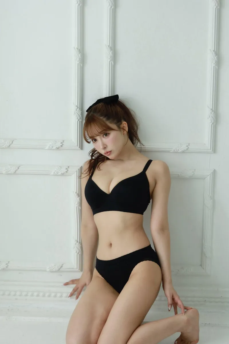 Thumbnail Yua Mikami by Mrryota7 | GravureGirls