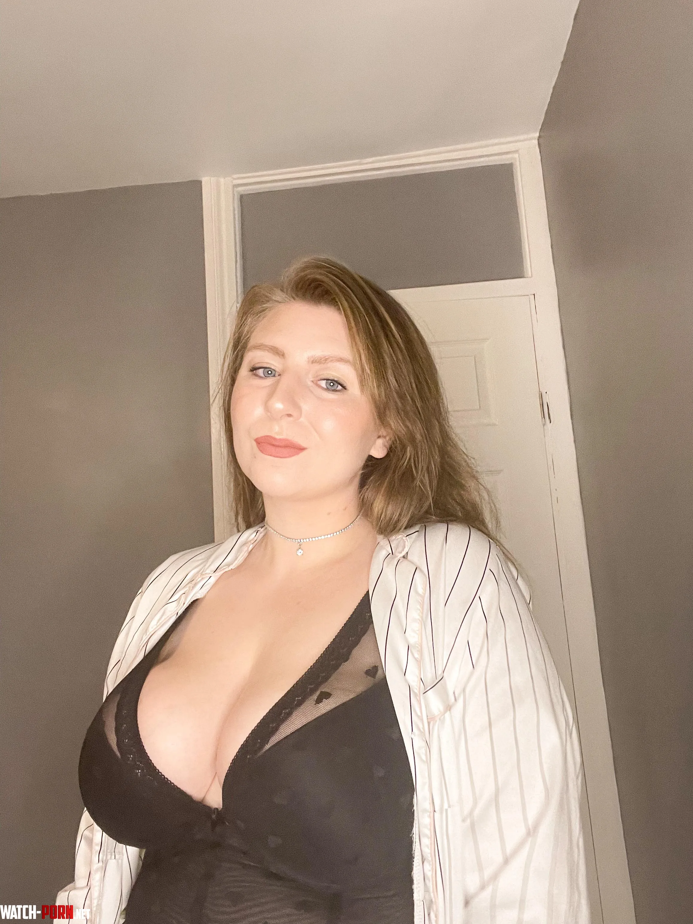 Just a cheeky Brit showing off a little by daisybeth1875