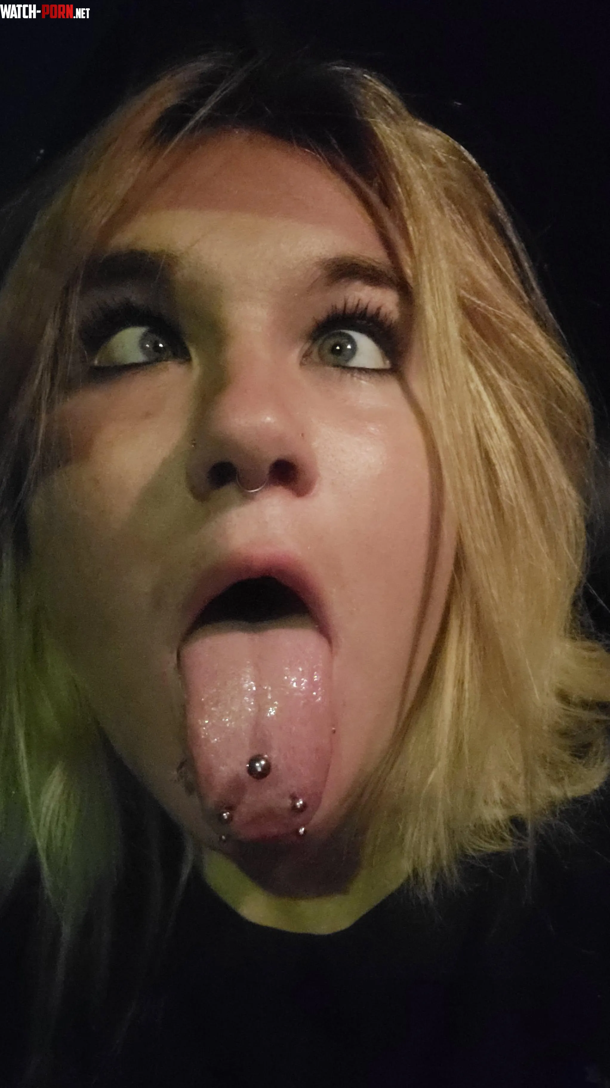 When the pleasure hits I can't control it by sinning_angel6