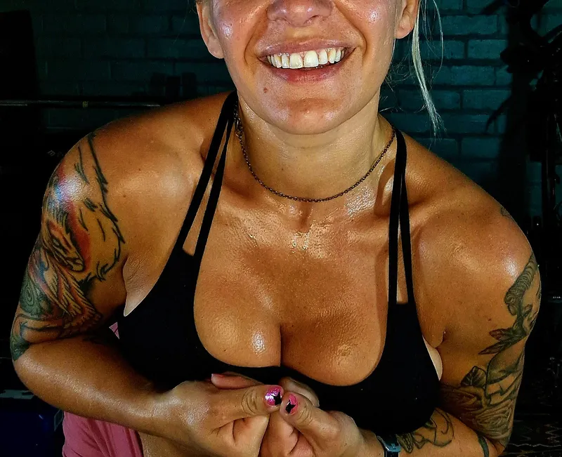 Thumbnail ironman-single-mama's Everyday Sweat Routine