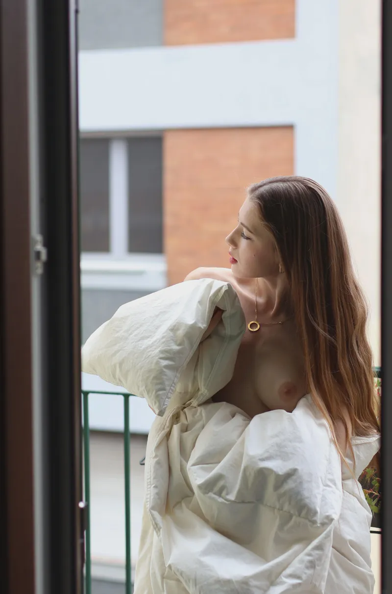 Thumbnail LushLyn9: Appreciating the Beauty of a Classy Sexy Body