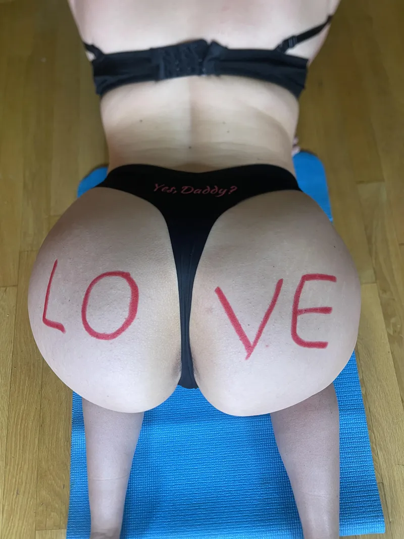 Thumbnail My favourite thongs! 🤤❤️‍🔥 by blondelovestar