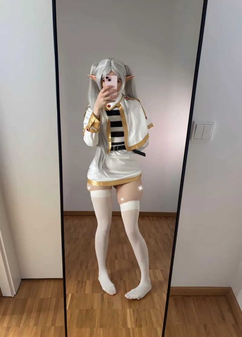 Thumbnail Frieren: Embodying Elegance in a Cosplay World | CosplayGirls