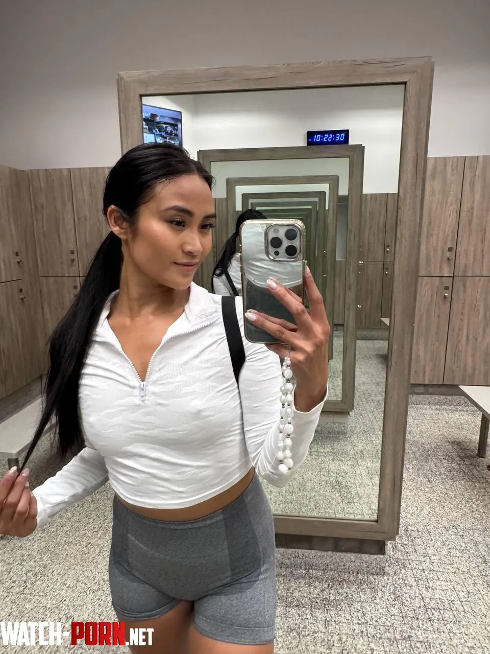 Petite with a dirty grin—I know what you’re craving 😈💋 by sunshineonlyxo