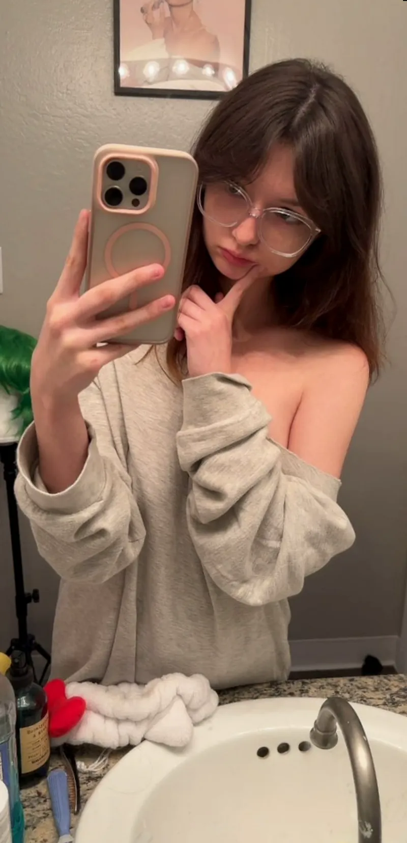 Thumbnail Edgy Style: Conside-alignnto Getting Shirt Piercings