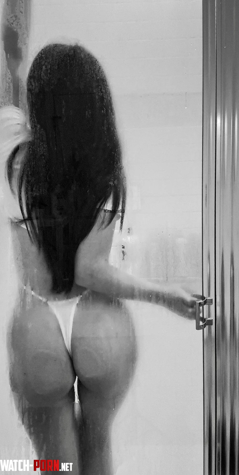 I love hot showers by kirabira93