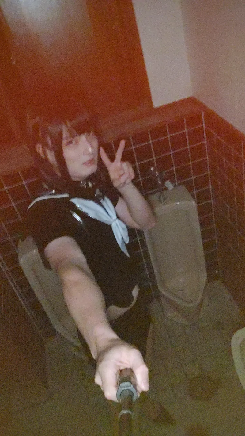 Thumbnail Mystery Invitation: Discover midoriseishun_cd | asiansissification