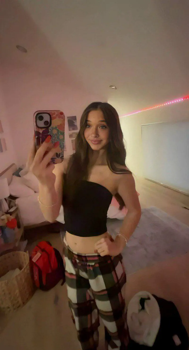 Thumbnail Crop Top Confessions: Embracing My Style | Possible-Guide7422