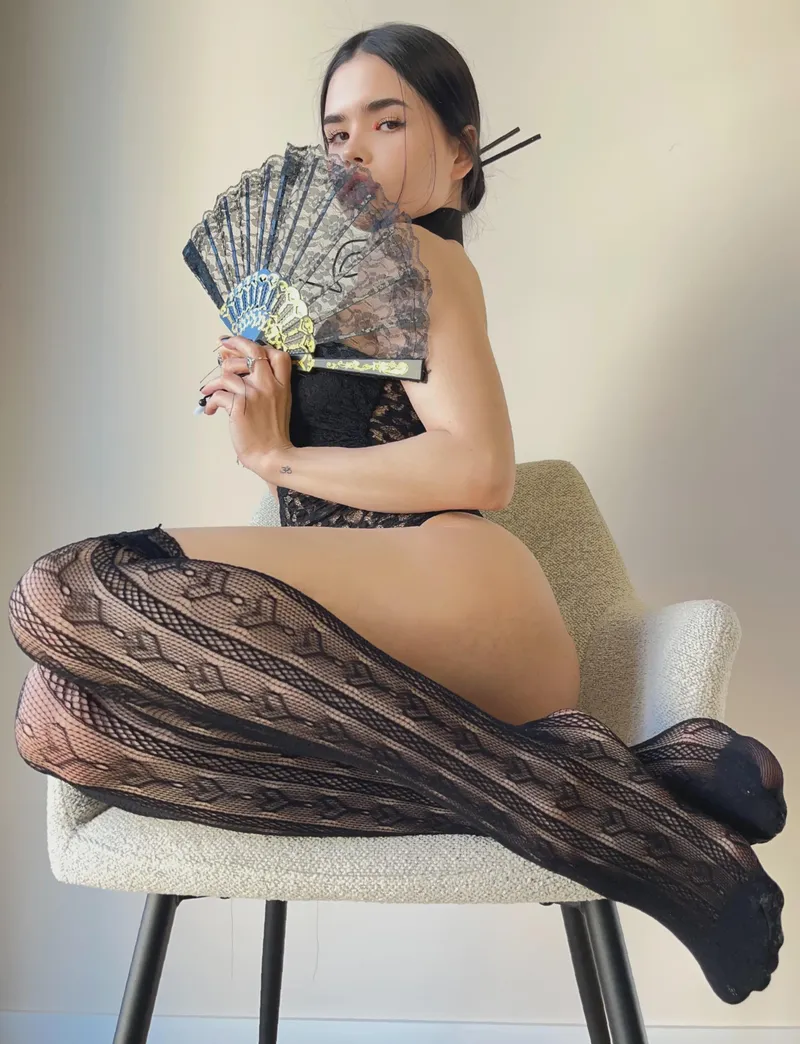 Thumbnail Challenge Accepted: Kitana's Endurance | classysexy