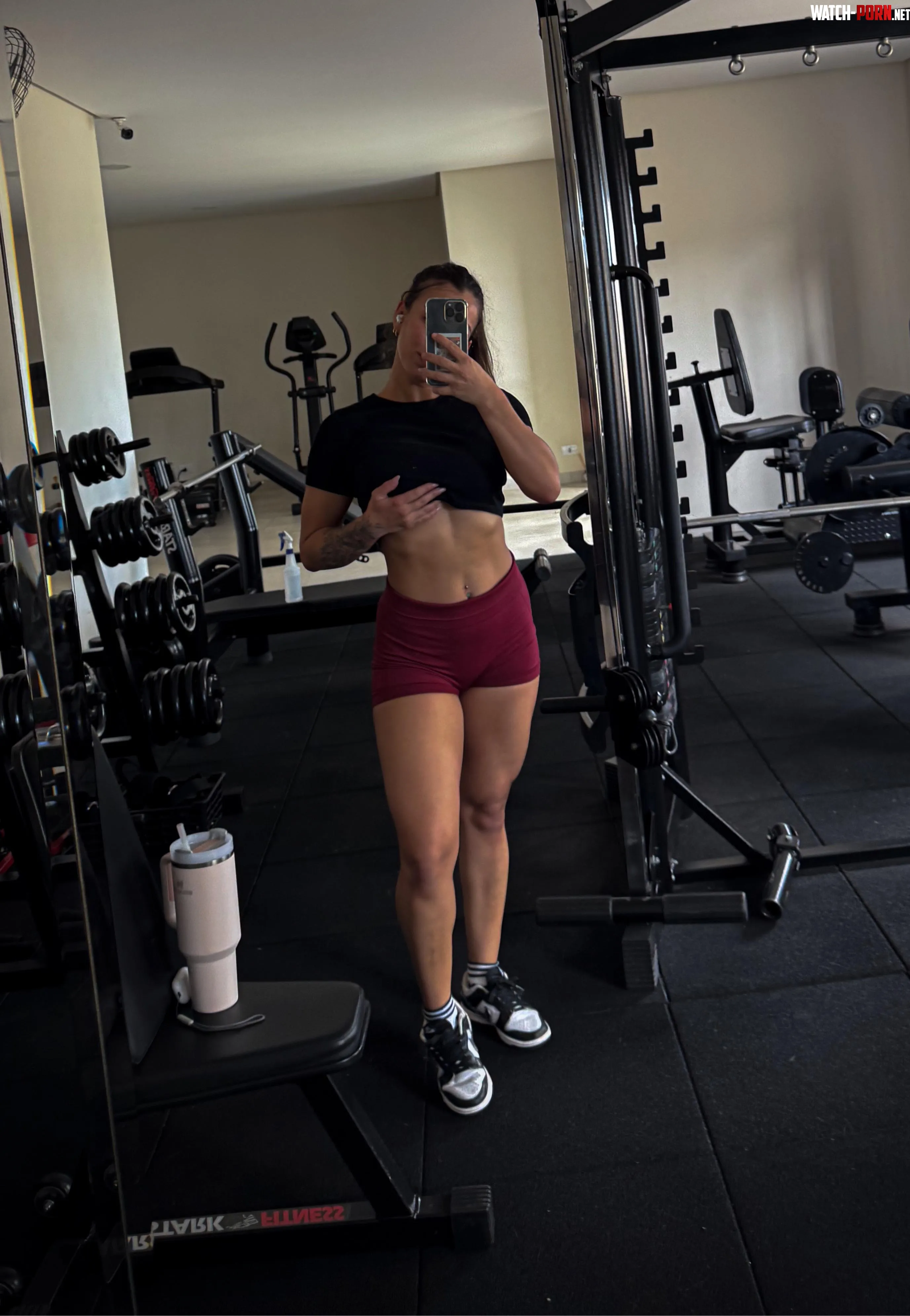 no parts gets ignored especially my abs and quads by ladysexy_18
