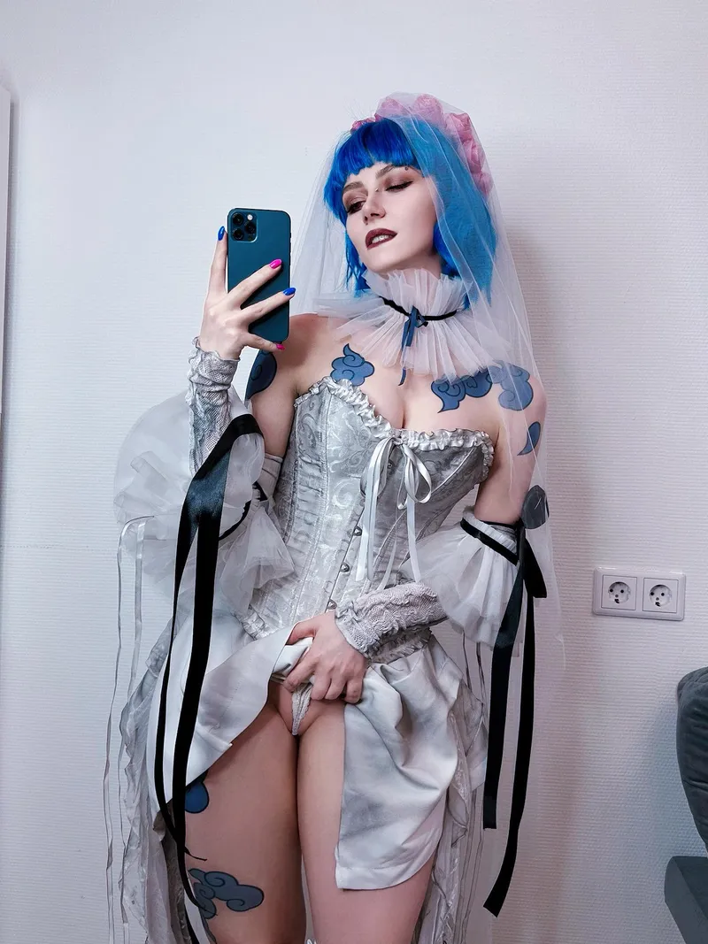 Thumbnail Jinx from Arcane: Miakanayuri's Mesmerizing CosplayLewd Transformation