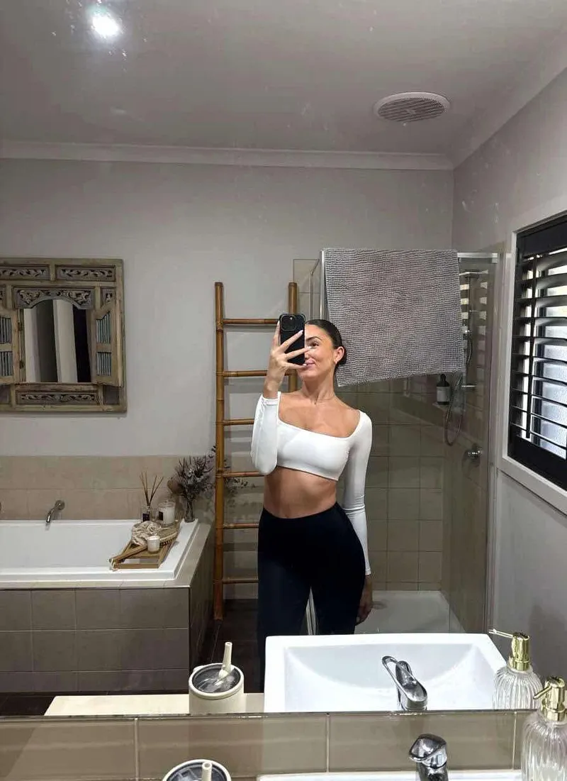 Thumbnail wearin' one of my fave tops by Dense-Job6617