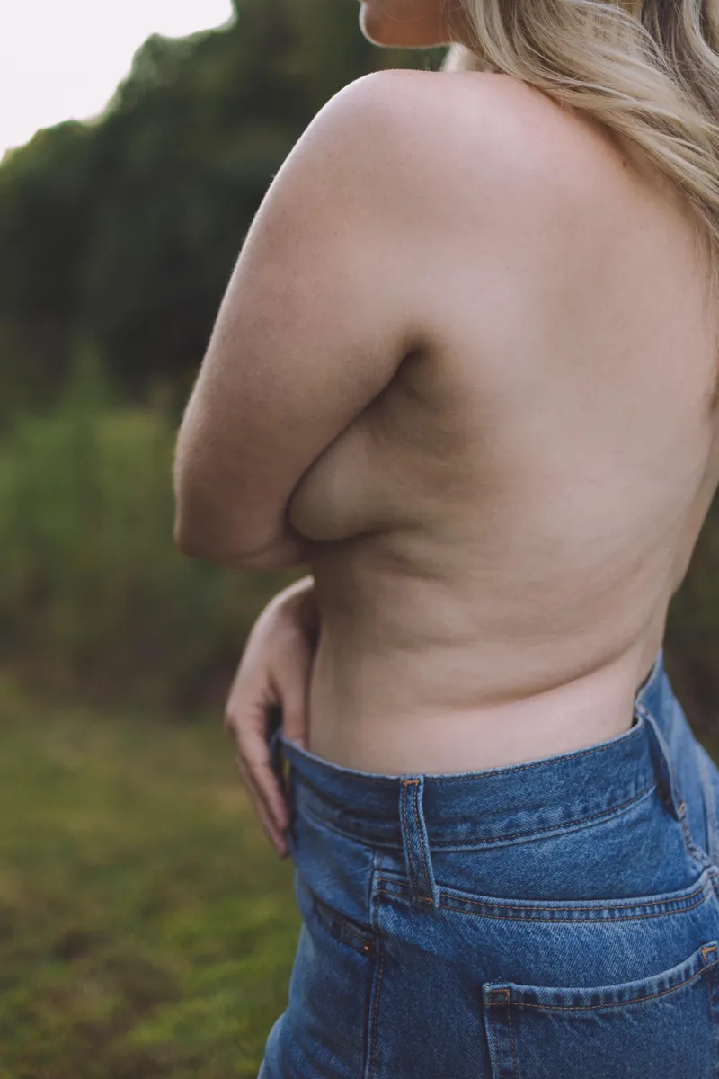 Thumbnail Topless Wonders at Sunset: the_princesszelda's ToplessInJeans Spectacle