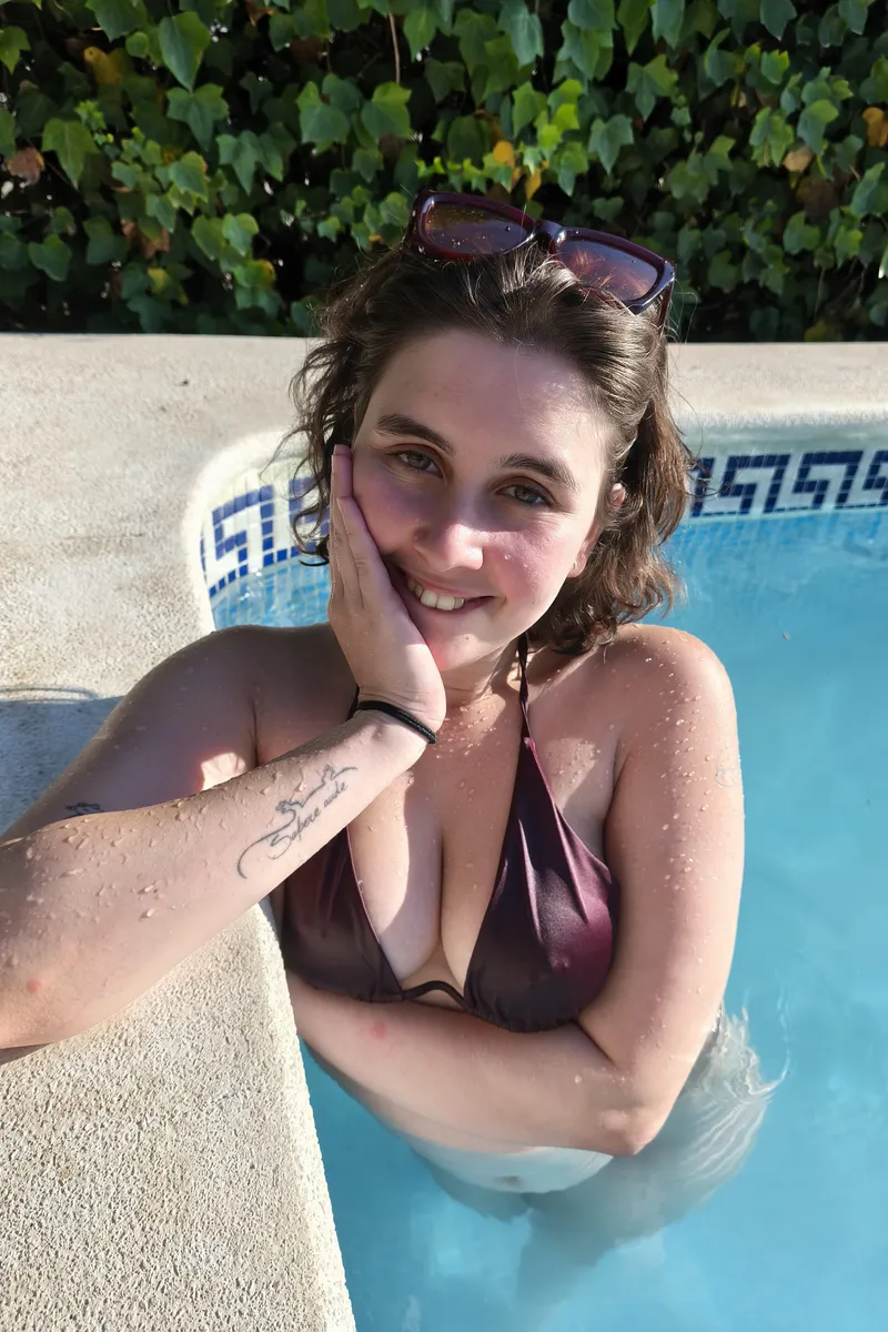 Thumbnail Just enjoying a day at the pool in my favorite bikini by efosy