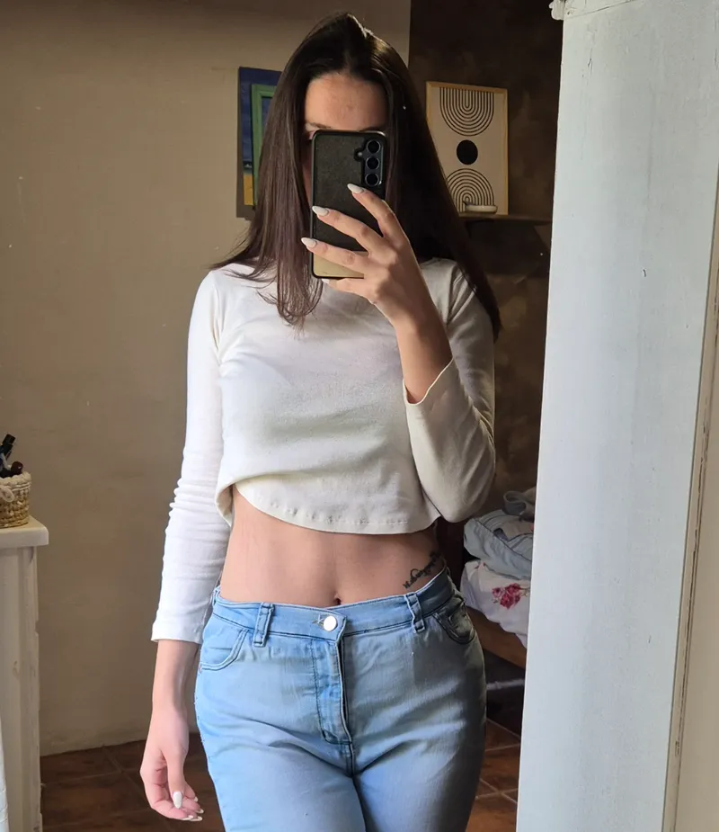 Thumbnail My Favorite Fashion Staple: The Perfect Crop Top | MissyJulie1