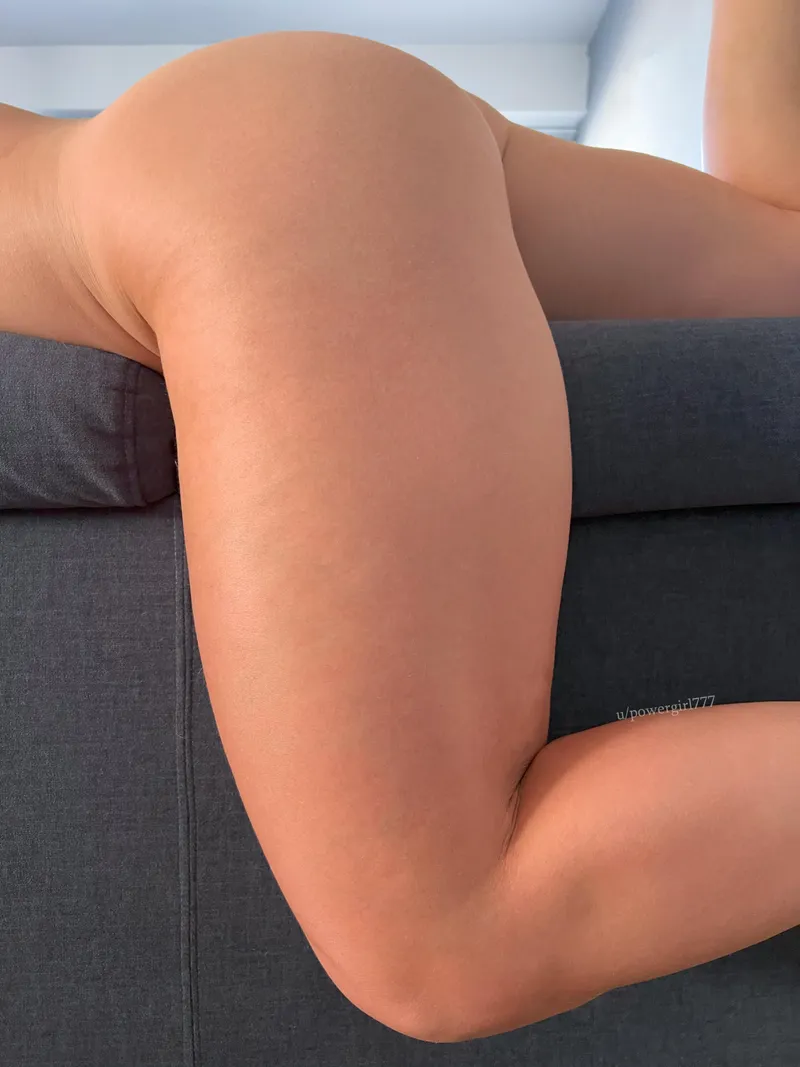 Thumbnail Strength Training: Mastering the Skull-Crusher Move by powergirl777