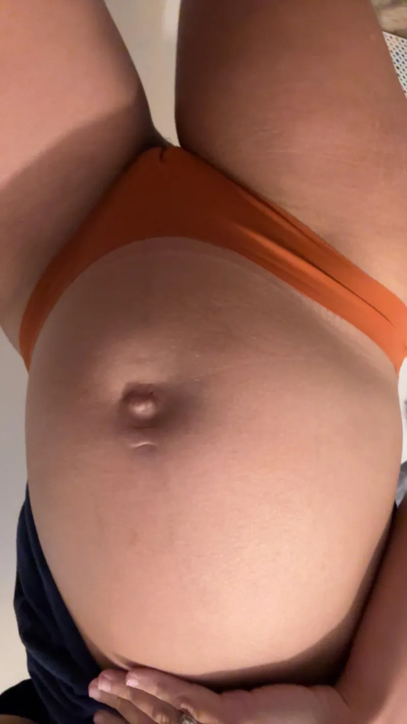 Thumbnail Pregnant Petite: Unique Journey - Pregnancy the Second Time