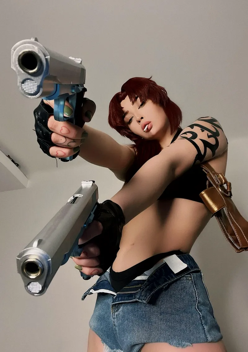 Thumbnail Revy Cosplay by Nana
