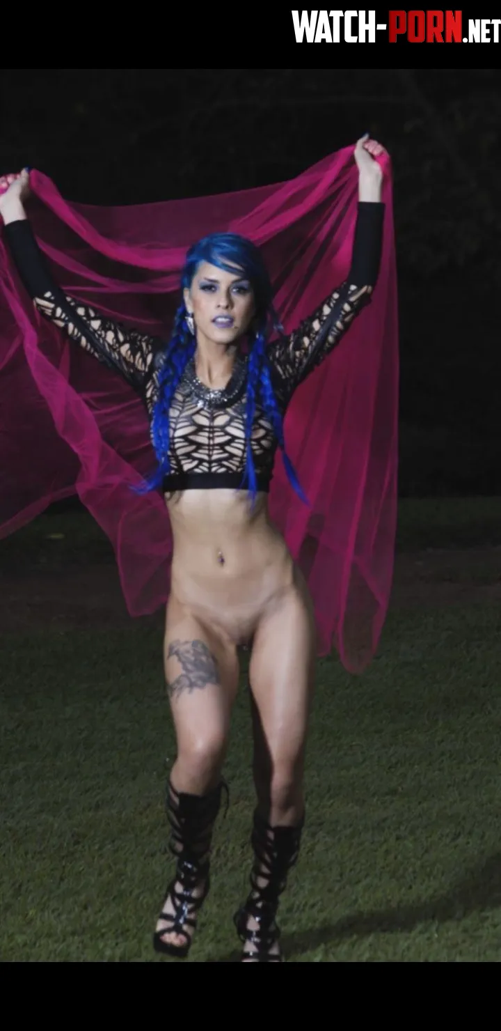 Tati zaqui by This-Honey7881