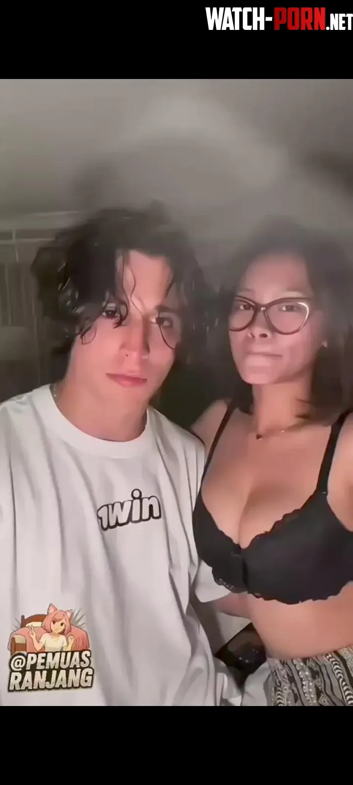 Any of yall knows where isn find the full vid or maybe the woman's name she's so damn hot by Particular_Heart_489