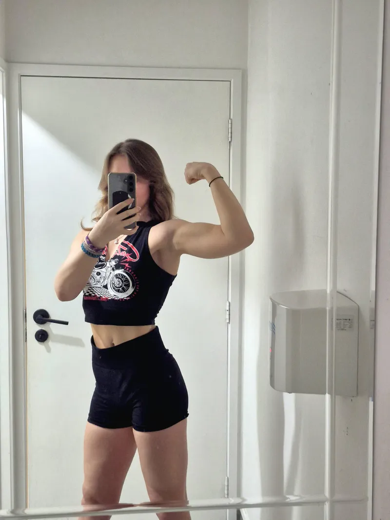 Thumbnail Gym Crush Revealed: QueenKongFitness’ Allure | Category: OnlyFansChicks