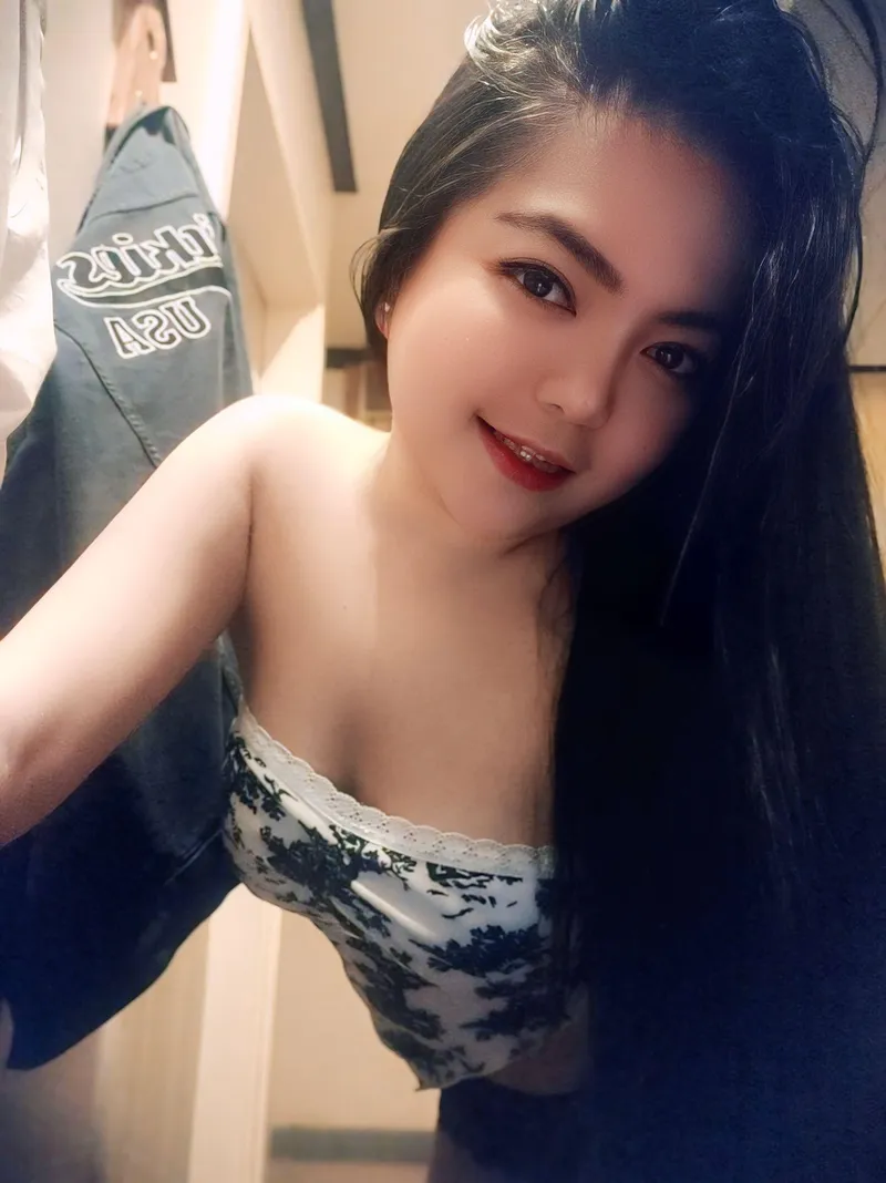 Thumbnail Classy girl you loved by ErikAng123