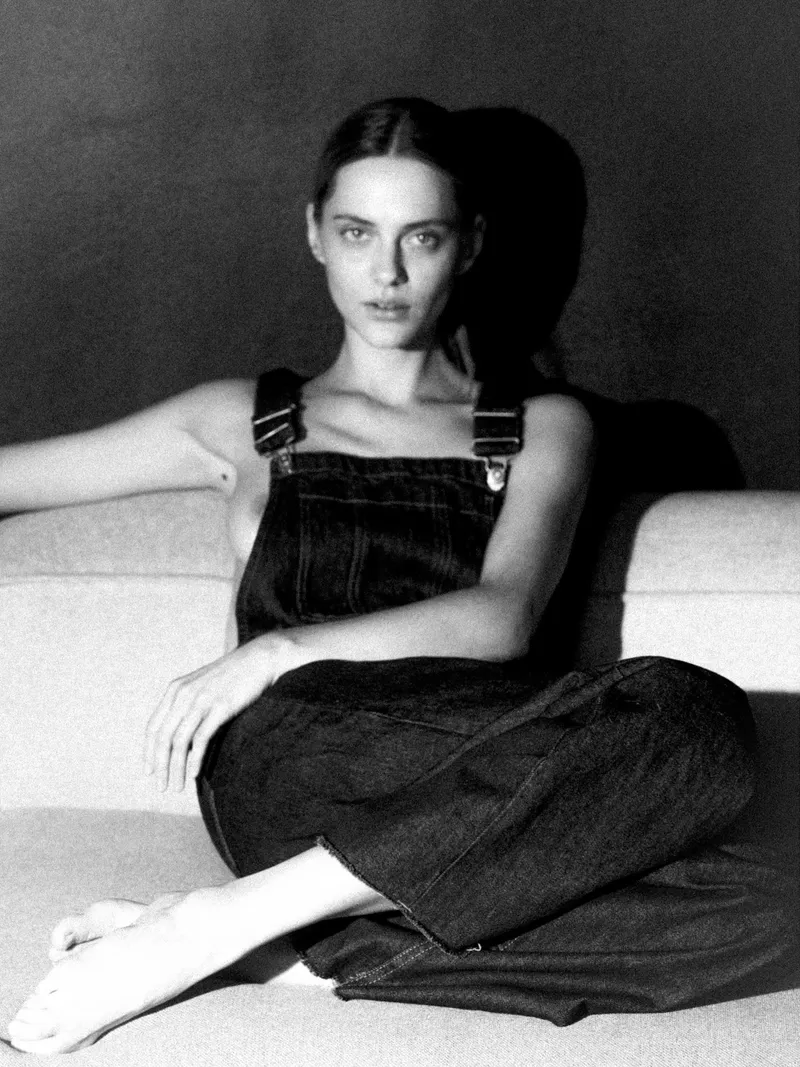 Thumbnail Kate Jastrzębska: NSFW Fashion Revelations by PocketsOfFomenting