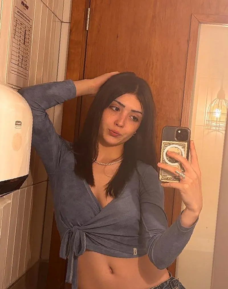 Thumbnail Hot_Shock7167's Struggle with Blue and Love for Croptops - croptopgirls
