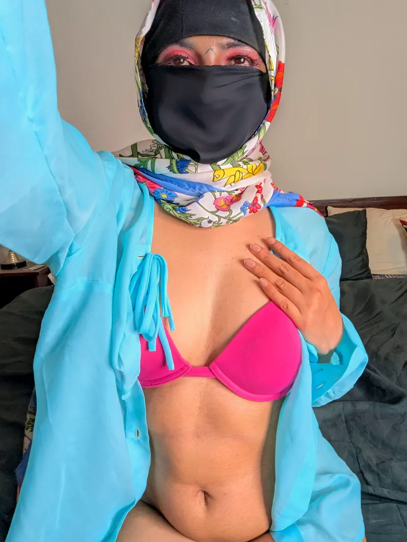Thumbnail Emily-Kelleher's Exciting Reveal for You