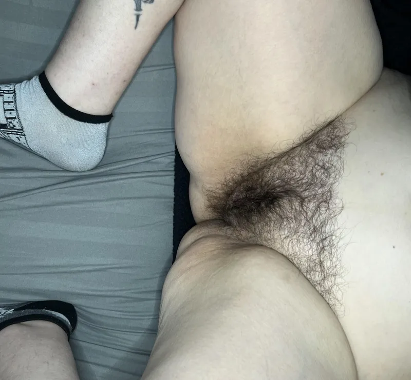 Thumbnail Stepping into a Sultry Scene with PantyParty0 in GoneWildHairy