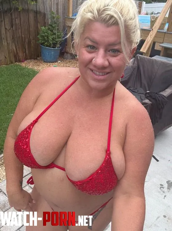 Just my simple red bikini by kinkylottax
