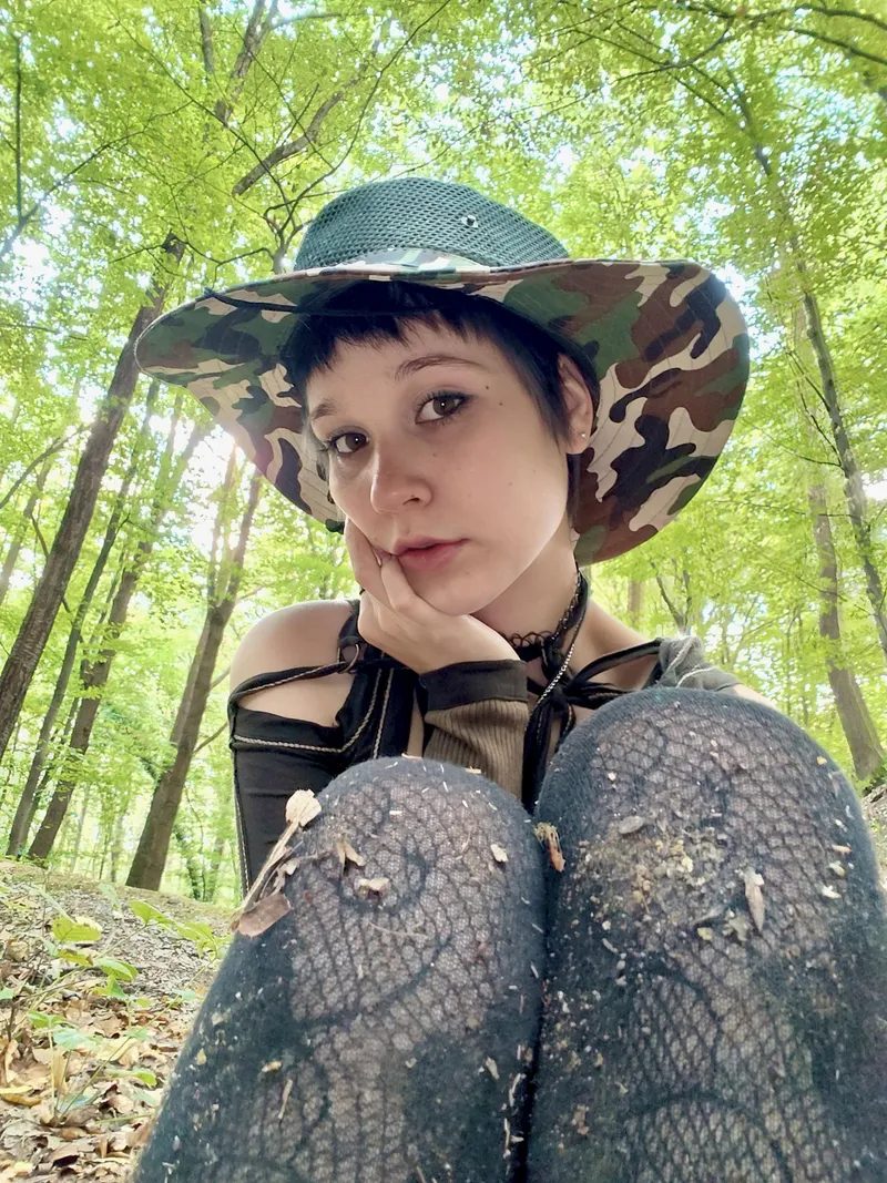 Thumbnail Would you fuck me outdoors? by CarlynBingsto