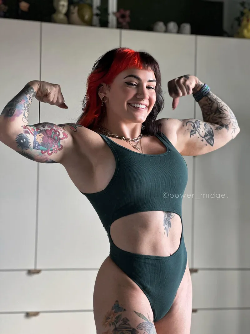 Thumbnail A Horny Sunday with Punk Girls | power_midget