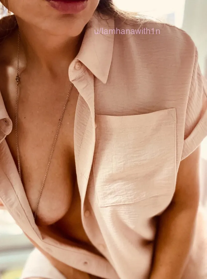 Thumbnail Funny Thoughts That Stick: Insights from Iamhanawith1n | downblouse