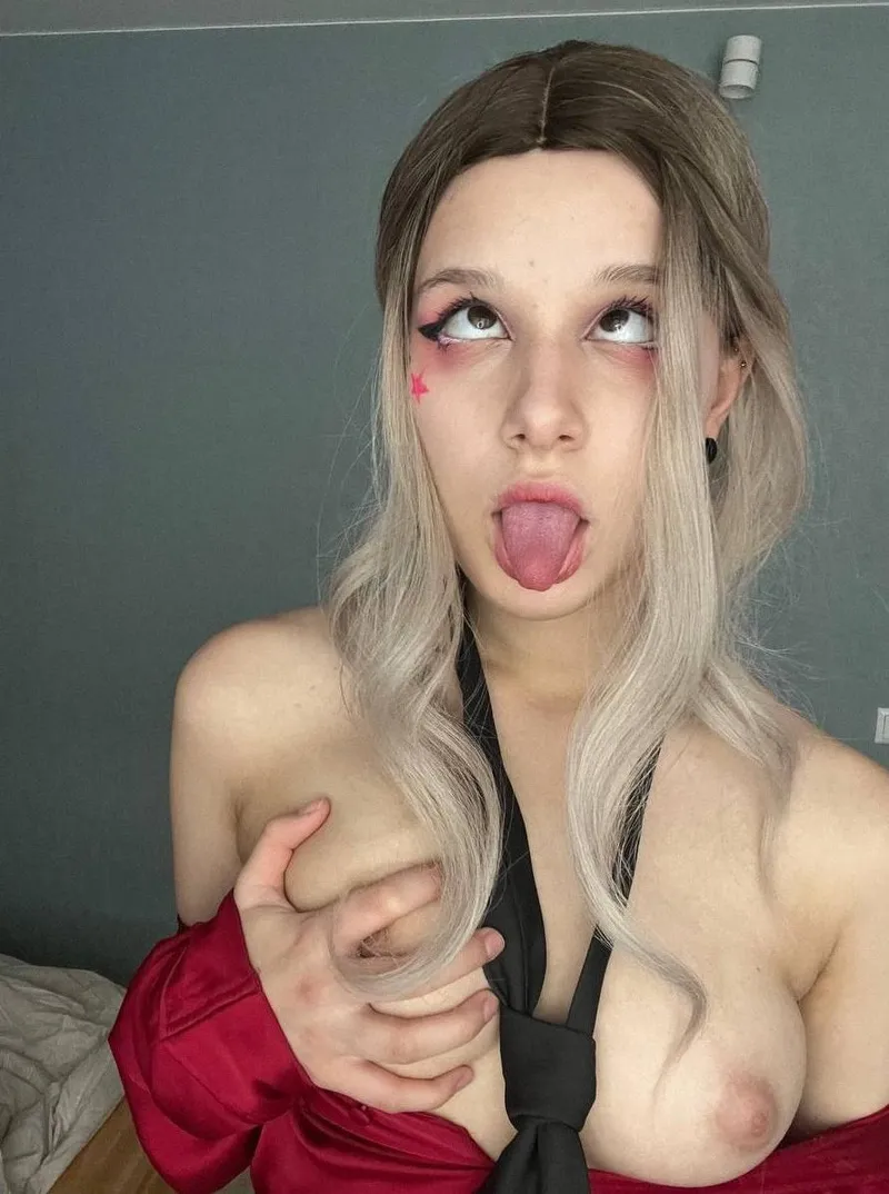 Thumbnail Wnlove Longing: I'm So Thirsty... Fill Me Daddy - RealAhegao