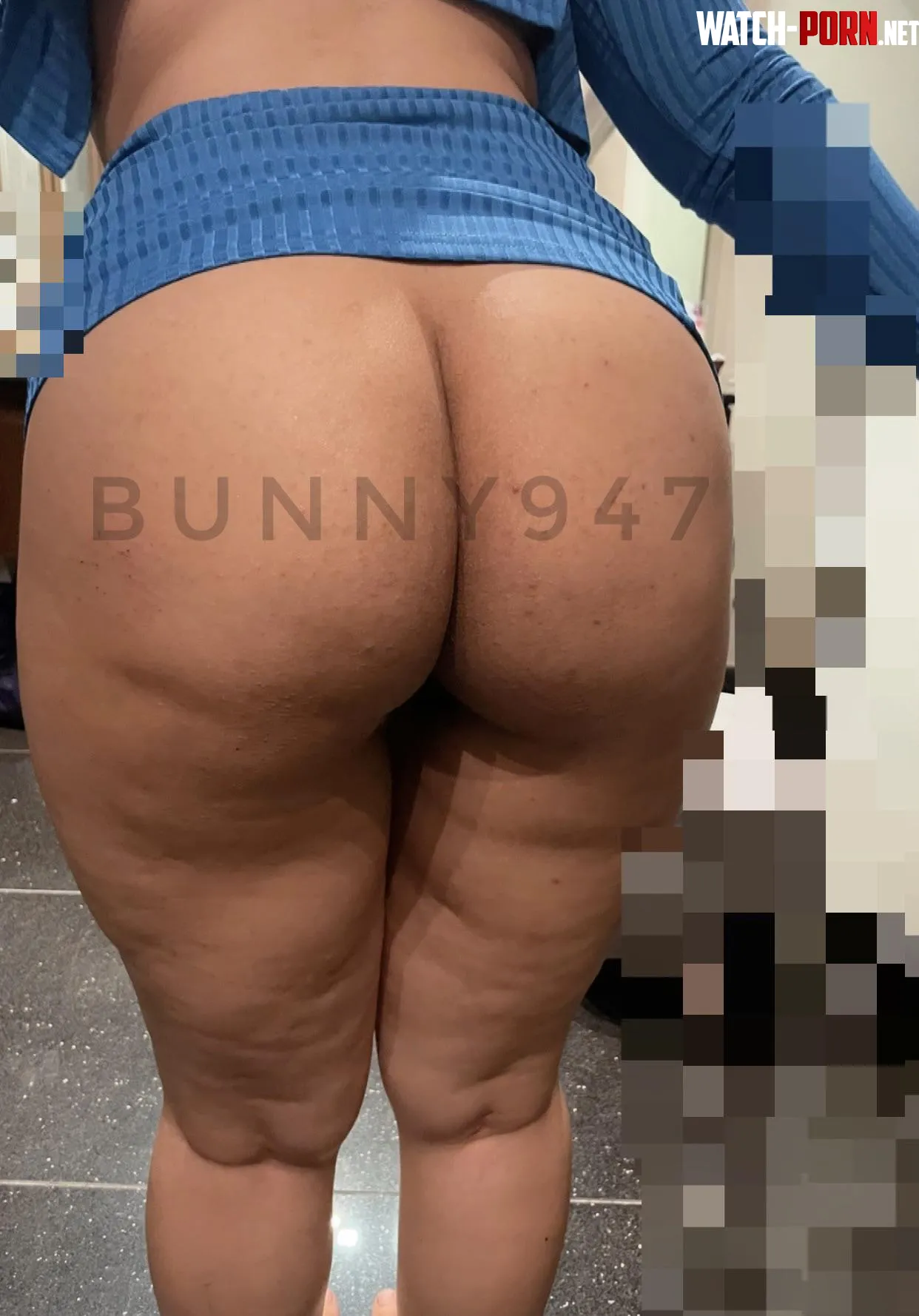 My skirt might be too small to fit my ass🍑😈🍑 [F] by bunny947