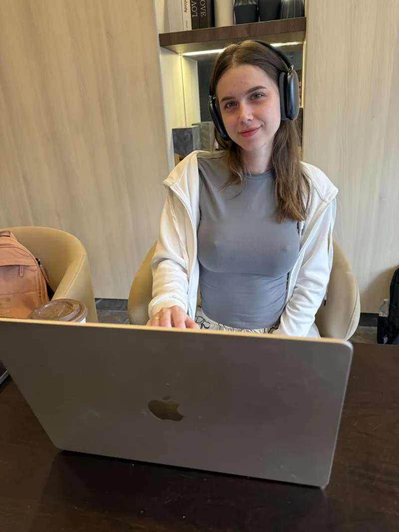 Thumbnail Justacutienere Chronicles a Braless Day in the Office