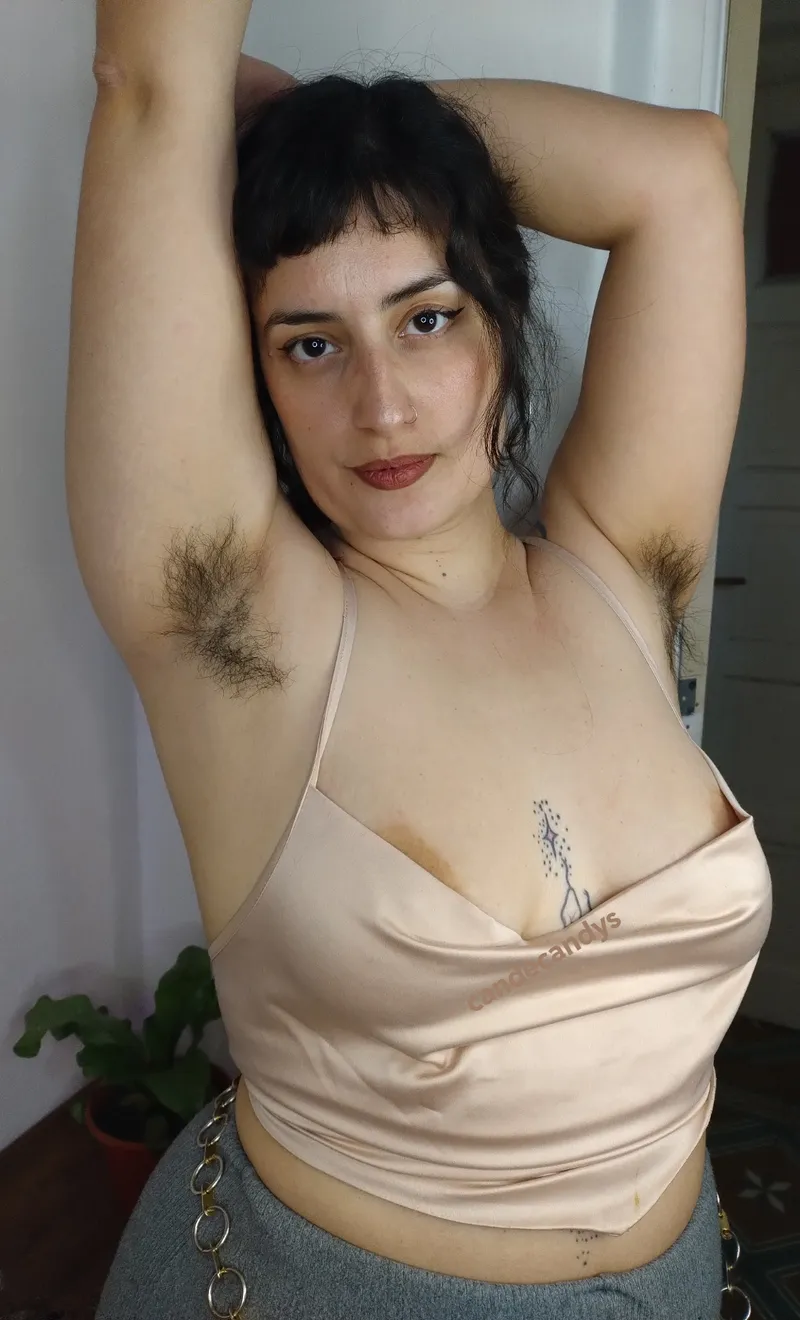 Thumbnail Naturally Bold: candecandys and Unshaven Years