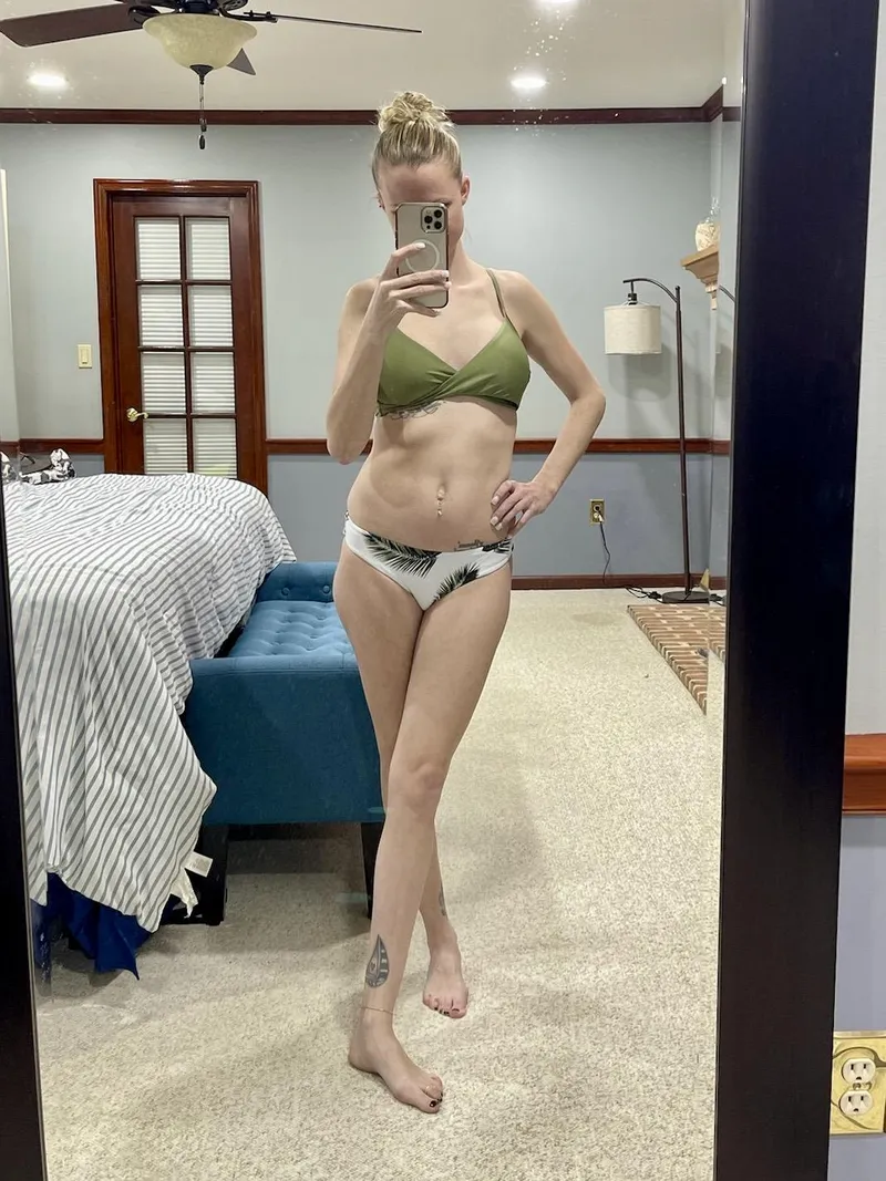 Thumbnail Lily_Devyne's Bikini Dilemma: Seeking Opinions from Milf Fans