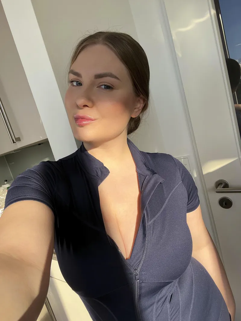 Thumbnail Sneezymacaron's Gym Fit - Braless Elegance Redefined