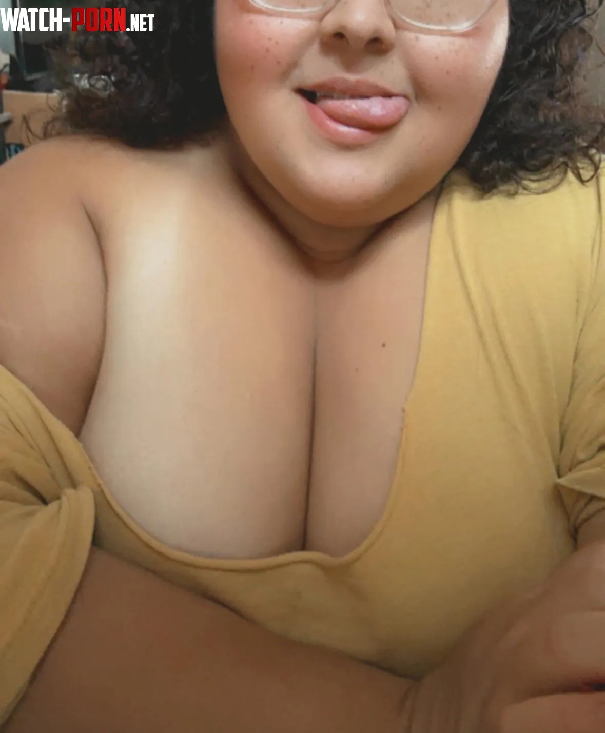 Happy Monday 😋 by Bookishbbw