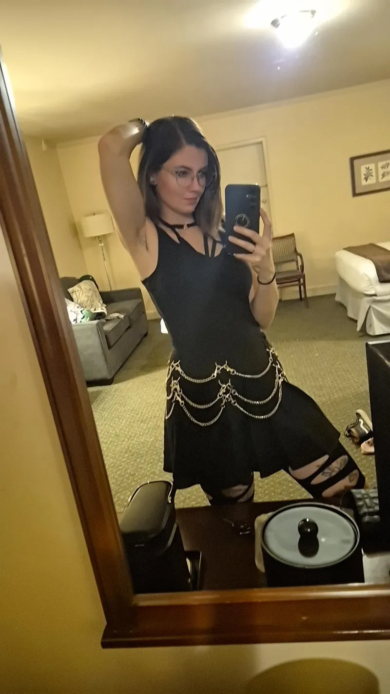 Thumbnail After Dark Delight: Unveiling Armpits Post-Clubbing by Jess_Rabbit6162