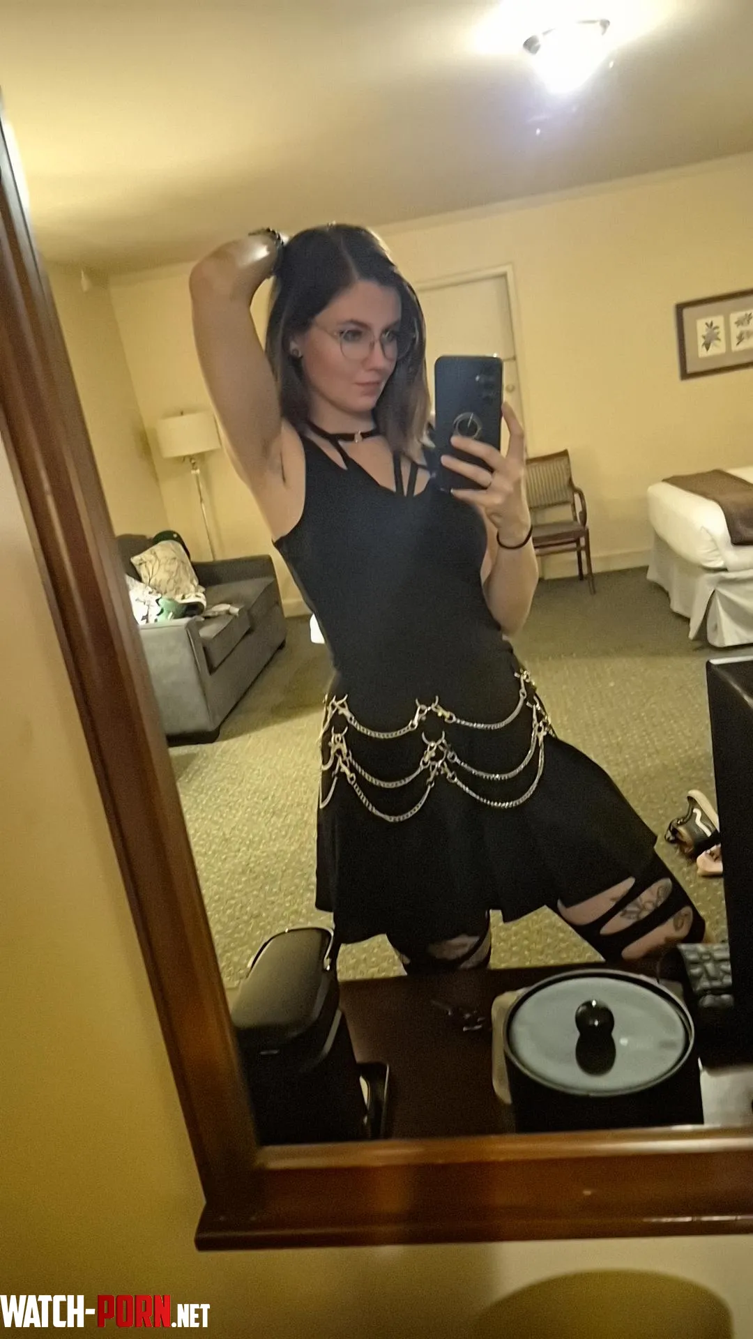Armpits after a long night of clubbing 🖤 31f by Jess_Rabbit6162