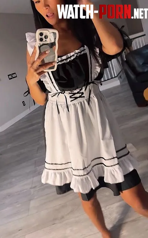 This horny asian maid was made for getting fcked hard by sunshinemaidxo