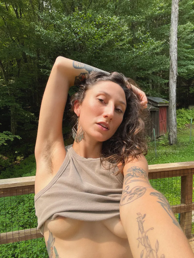 Thumbnail Discover the Allure of mmmickeyy's Wild & Natural Charms - HairyArmpits