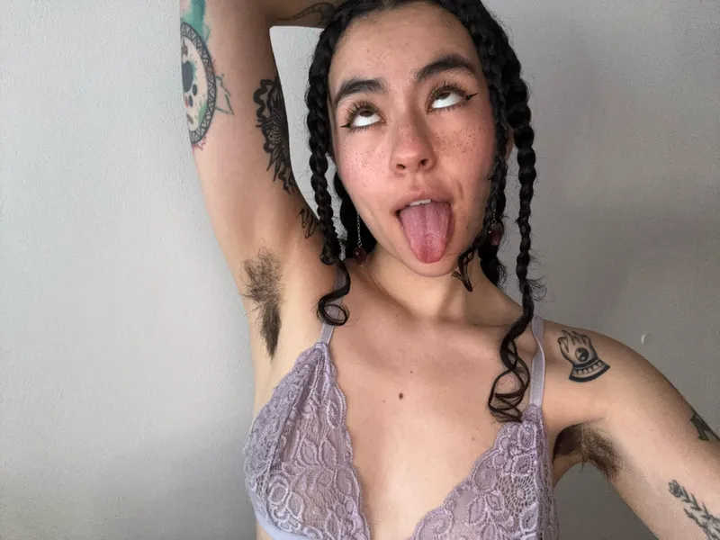Thumbnail Party_Babez: Crazy Face and Hairy Armpits - A Unique Combination